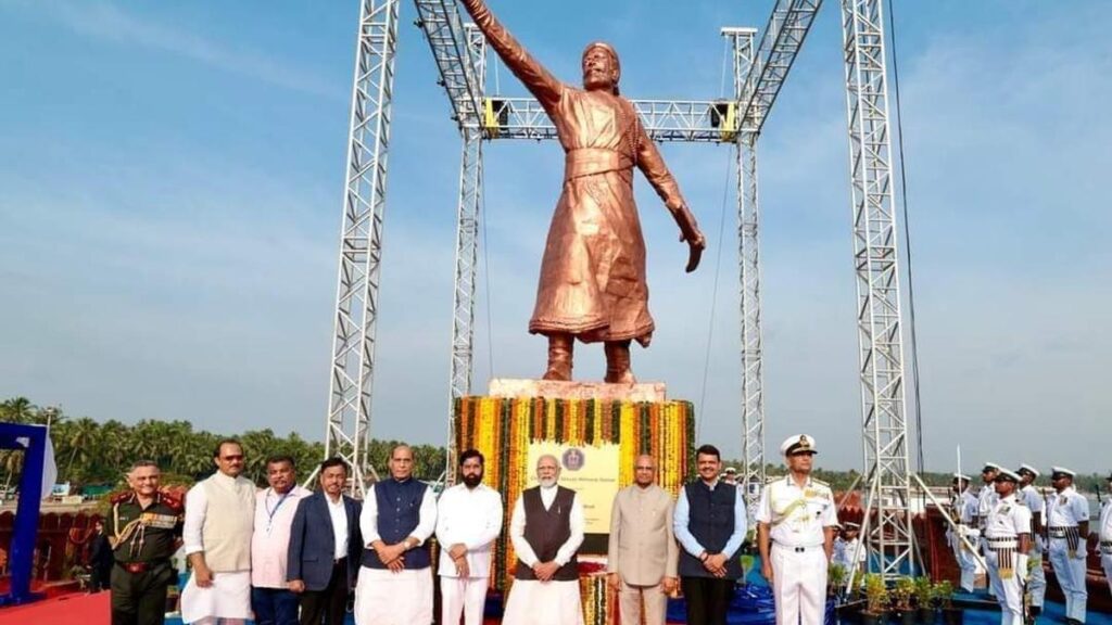 shivaji maharaj statue 