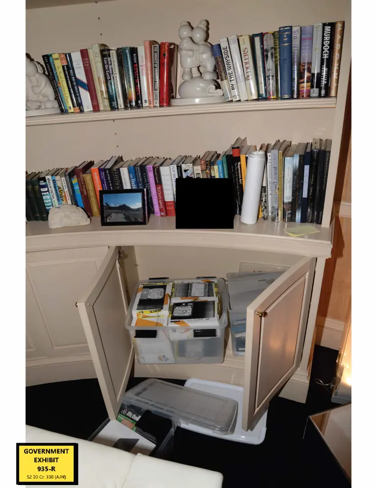 Photo no.1 Inside Jeffrey Epstein's New York Home