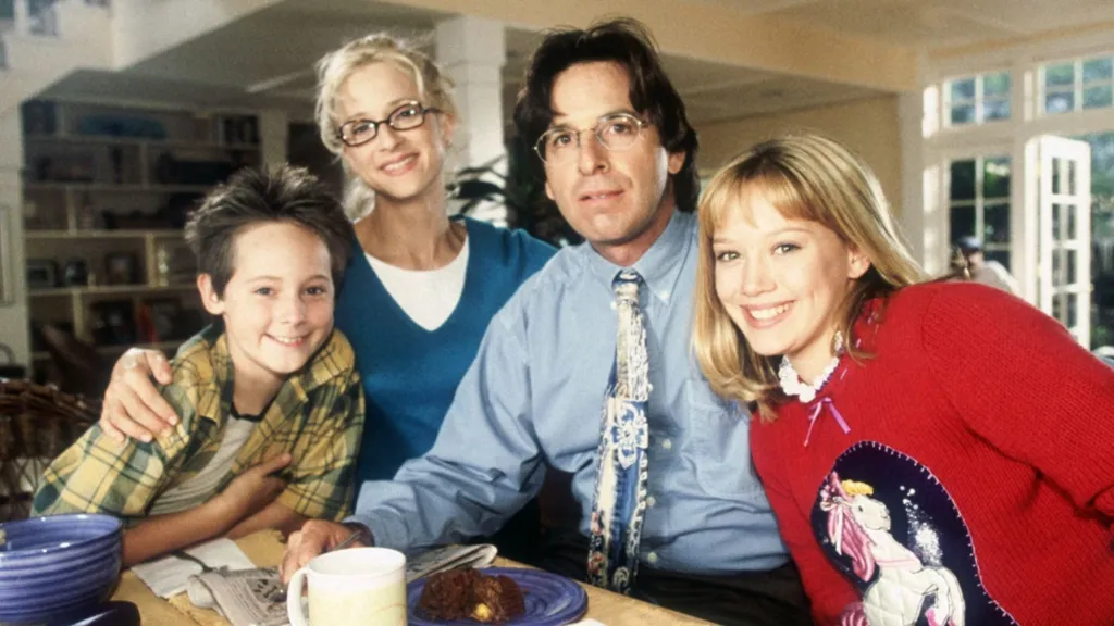 Robert Carradine, Lizzie McGuire and Revenge of the Nerds star, dies aged 71 5 robert carradine